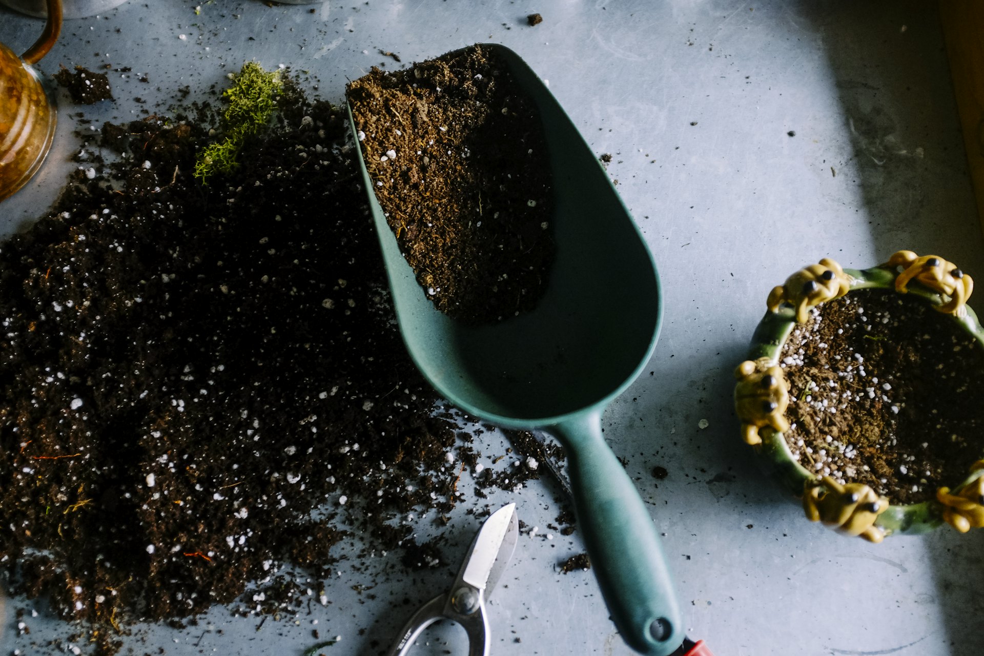 Garden soil and landscaping products